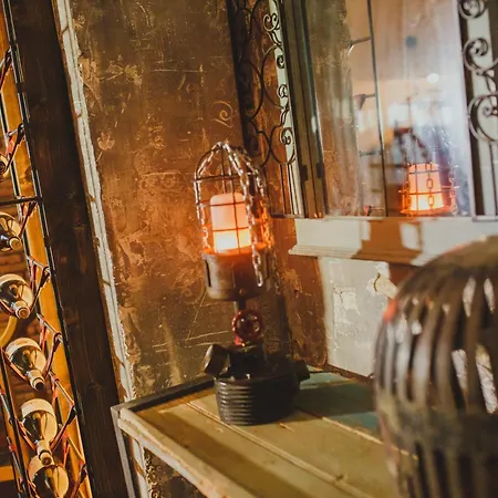 Superior One Bedroom In Caesar & Spa, Long アパート