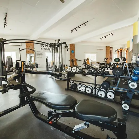 Superior One Bedroom In Caesar & Spa, Long アパート Perivolia tou Trikomou