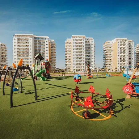 Superior One Bedroom In Caesar & Spa, Long アパート *