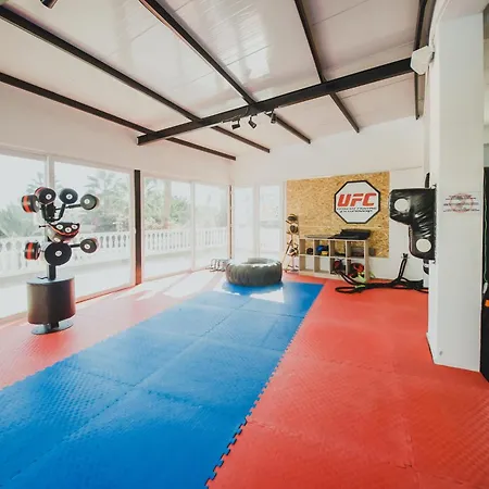 Superior One Bedroom In Caesar & Spa, Long *