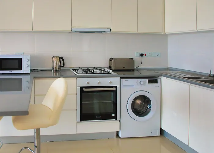 Apartment Superior One Bedroom In Caesar & Spa, Long