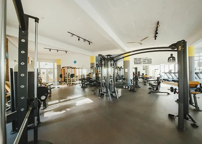 Apartment Superior One Bedroom In Caesar & Spa, Long