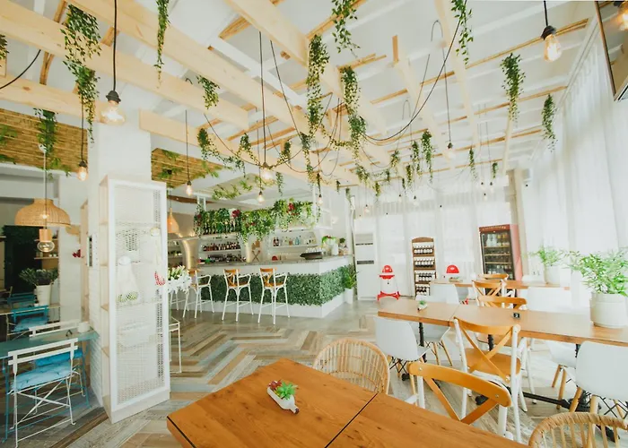 Superior One Bedroom In Caesar & Spa, Long Apartment Perivolia tou Trikomou