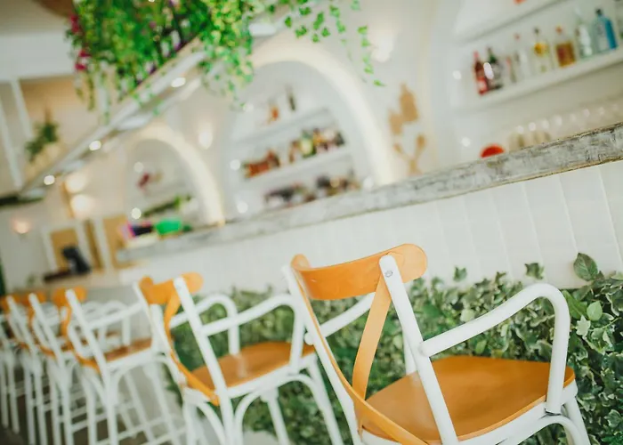 Superior One Bedroom In Caesar & Spa, Long