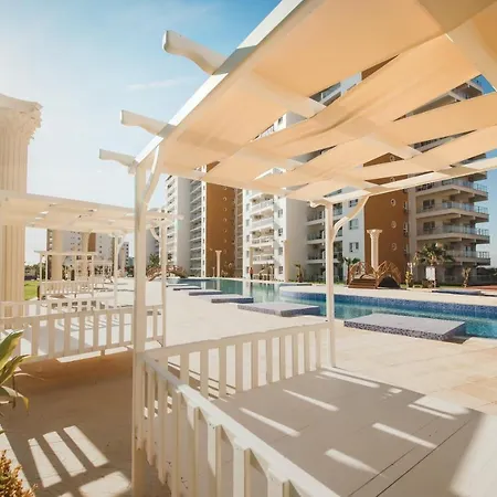 Superior One Bedroom In Caesar & Spa, Long 아파트 Perivolia tou Trikomou