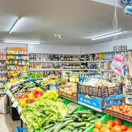 Superior One Bedroom In Caesar & Spa, Long