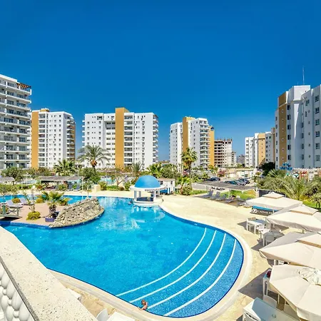 Apartment Superior One Bedroom In Caesar & Spa, Long *