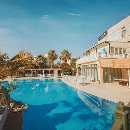 Apartamento Superior One Bedroom In Caesar & Spa, Long *