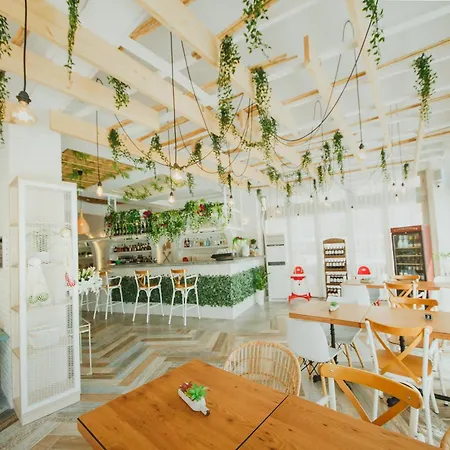 Superior One Bedroom In Caesar & Spa, Long 아파트 Perivolia tou Trikomou